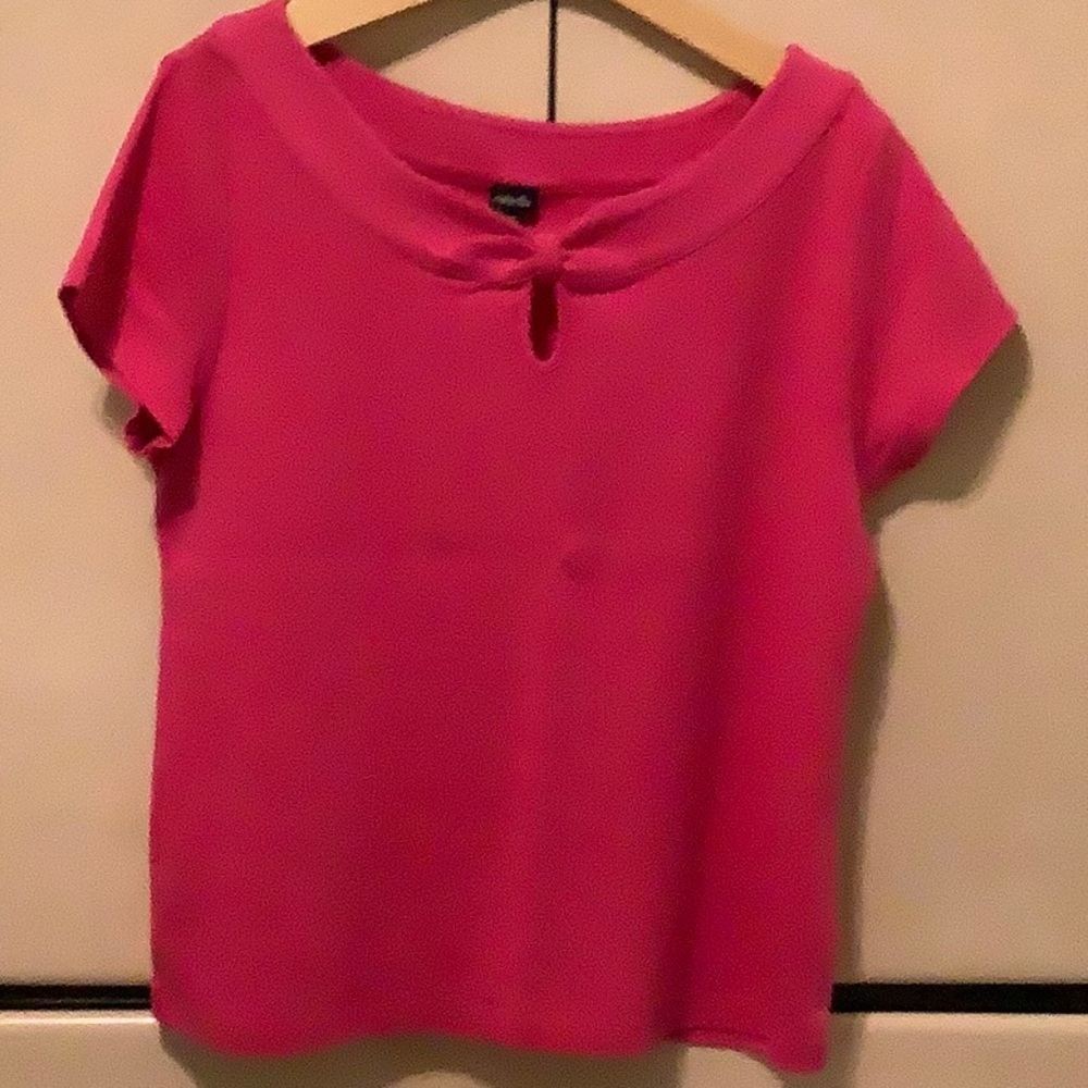 Hot pink top
